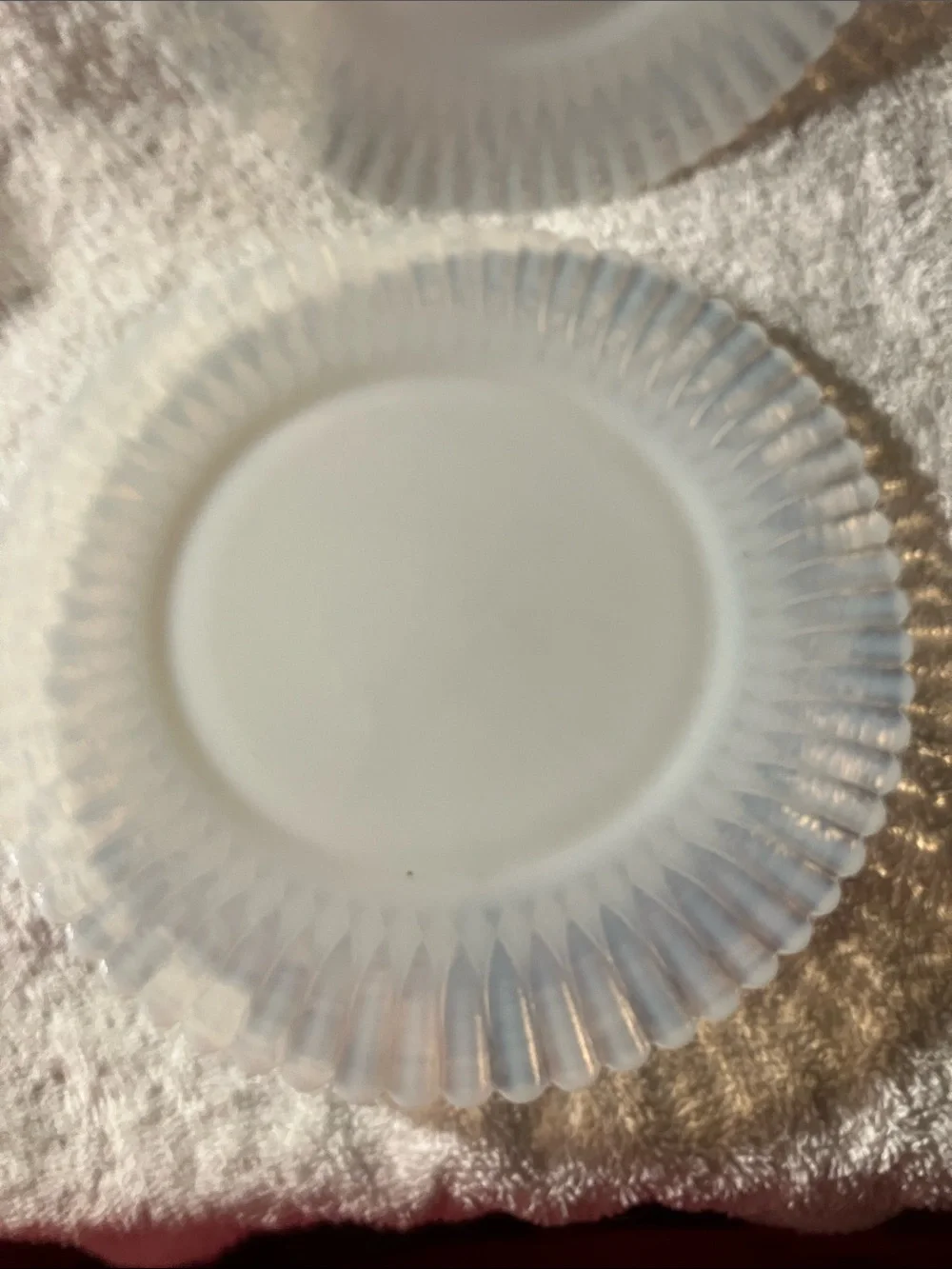 2 Vintage Macbeth Evan’s Monax Petalware Depression Glass 8” Salad plates